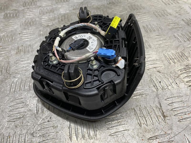 Б/У Подушка руля Оригинал BMW 5 G30 G01 G05 X1 X3 32306872259 32306872259 фото