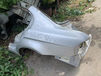 Б/В Четверть задня Ліва/Права BMW 3 E90 41217145095 41217145095 фото