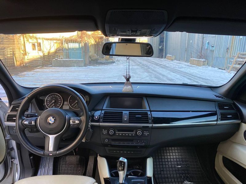 Б/У М Руль BMW X5 E70 E71 От F Серии вместе с колонкой всборе 2438736917 фото