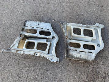 Б/В М кронштейн заднього бампера лівий/правий BMW 3 E90 51127906505 51127906505 фото