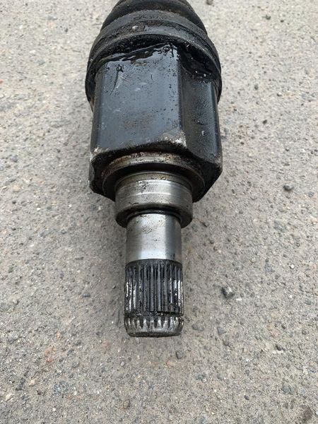 Б/В Піввісь передня ліва M57 BMW X3 E83 31607529201/31603450565 31607529201/31603450565 фото