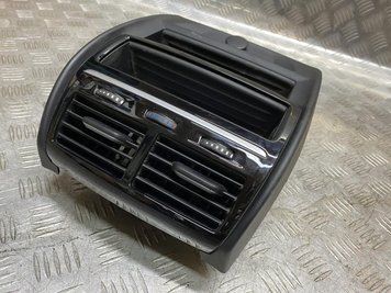 Б/В Воздуховод задній Дефлектор пасажирів BMW 5 G30 64229357865 64229357865 фото
