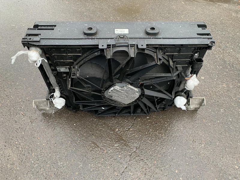 Радіатор двигуна BMW 5 F10 N46D20C 17118509177 17118509177 фото