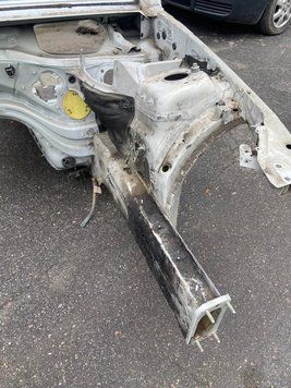 Б/В Лонжерон лівий BMW 3 E90 Четверть 41147135609 фото