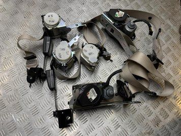 Б/В Ремінь безпеки задній BMW 7 F01 72119163237 / 72119163241 72119163237 / 72119163241 фото